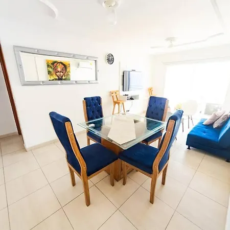El Bendecido. Amplio Apartamento Entero Con Excelente Ubicacion Y Parqueadero Privado Gratis Las 24 Horas. Apartment *