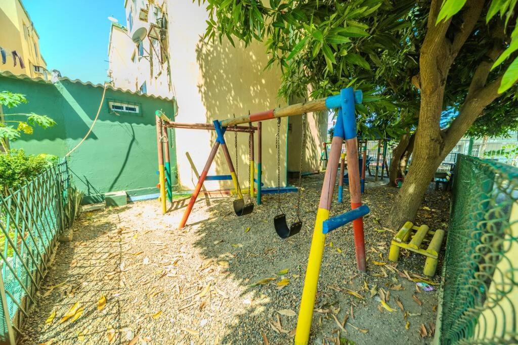 El Bendecido. Amplio Apartamento Entero Con Excelente Ubicacion Y Parqueadero Privado Gratis Las 24 Horas. Apartment