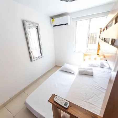 El Bendecido. Amplio Apartamento Entero Con Excelente Ubicacion Y Parqueadero Privado Gratis Las 24 Horas. * Cartagena