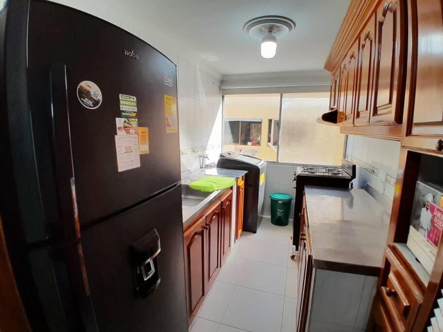 Apartamento El Bendecido. Amplio Apartamento Entero Con Excelente Ubicacion Y Parqueadero Privado Gratis Las 24 Horas. Cartagena